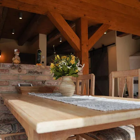 Fliess Paradies Mit Blockbohlensauna